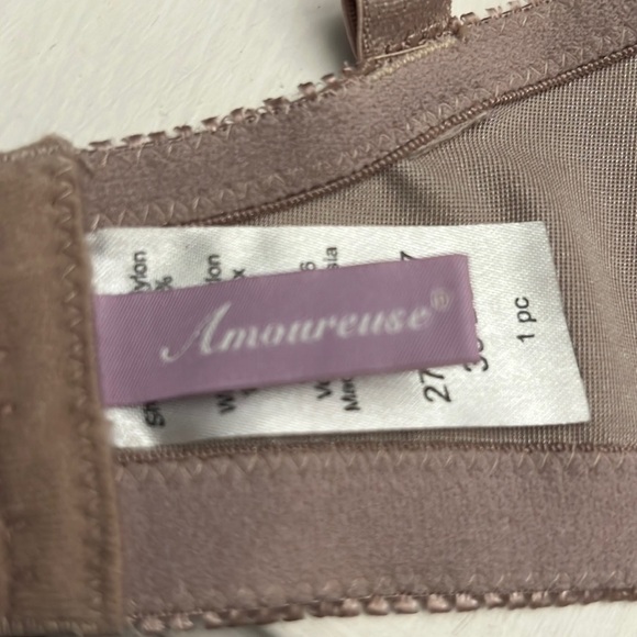 Amoureuse Embroidered Lace Beautiful Bra size 38DD - Picture 8 of 11